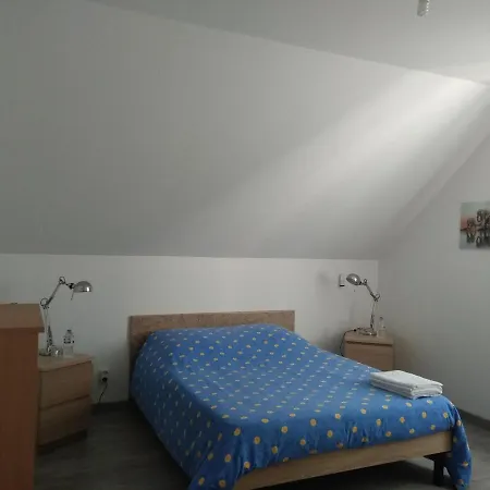 לינה וארוחת בוקר Etape Au Calme A 4km Du Center De Reims 4*