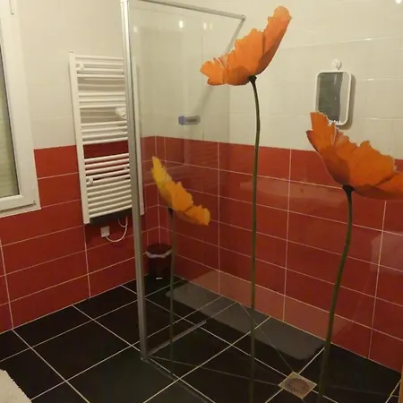 לינה וארוחת בוקר Etape Au Calme A 4km Du Center De Reims Bezannes