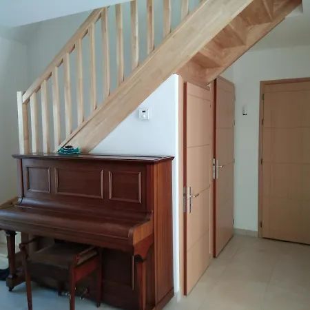 Etape Au Calme A 4km Du Center De Reims Bezannes