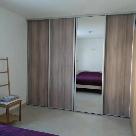 Etape Au Calme A 4km Du Center De Reims Bezannes