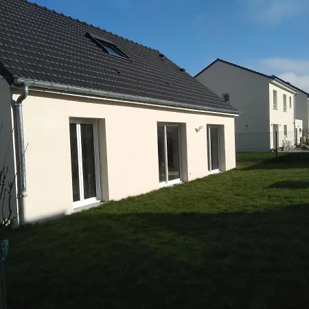 Etape Au Calme A 4km Du Center De Reims Panzió Bezannes