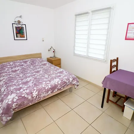 Panzió Etape Au Calme A 4km Du Center De Reims 4*