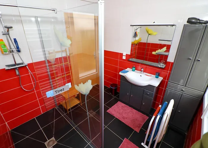 Etape Au Calme A 4km Du Centre De Reims Bed & Breakfast Bezannes